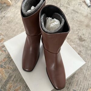 NIB COS Brown Leather Heeled Boots